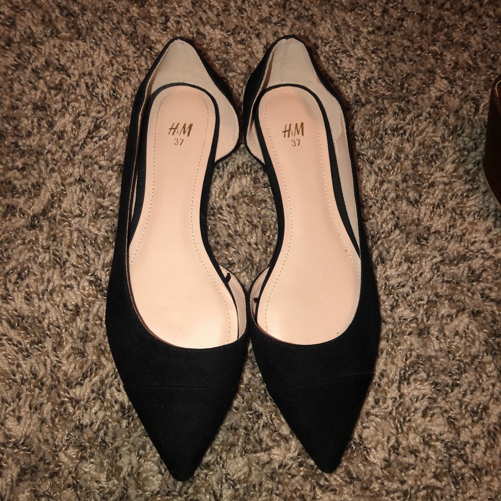 H&M Flats
